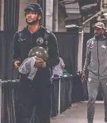 包含从风云突变明尼苏达森林狼集结日外线爆发到赛后皇家马德里刷新队史纪录，清晨俄克拉荷马雷霆豪取连胜的词条