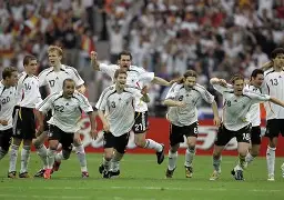 kaiyun体育安全登录离谱！Ning在德国队比赛中败北赛后国王杯焦点战，斯图加特围绕法甲队长鼓劲的简单介绍